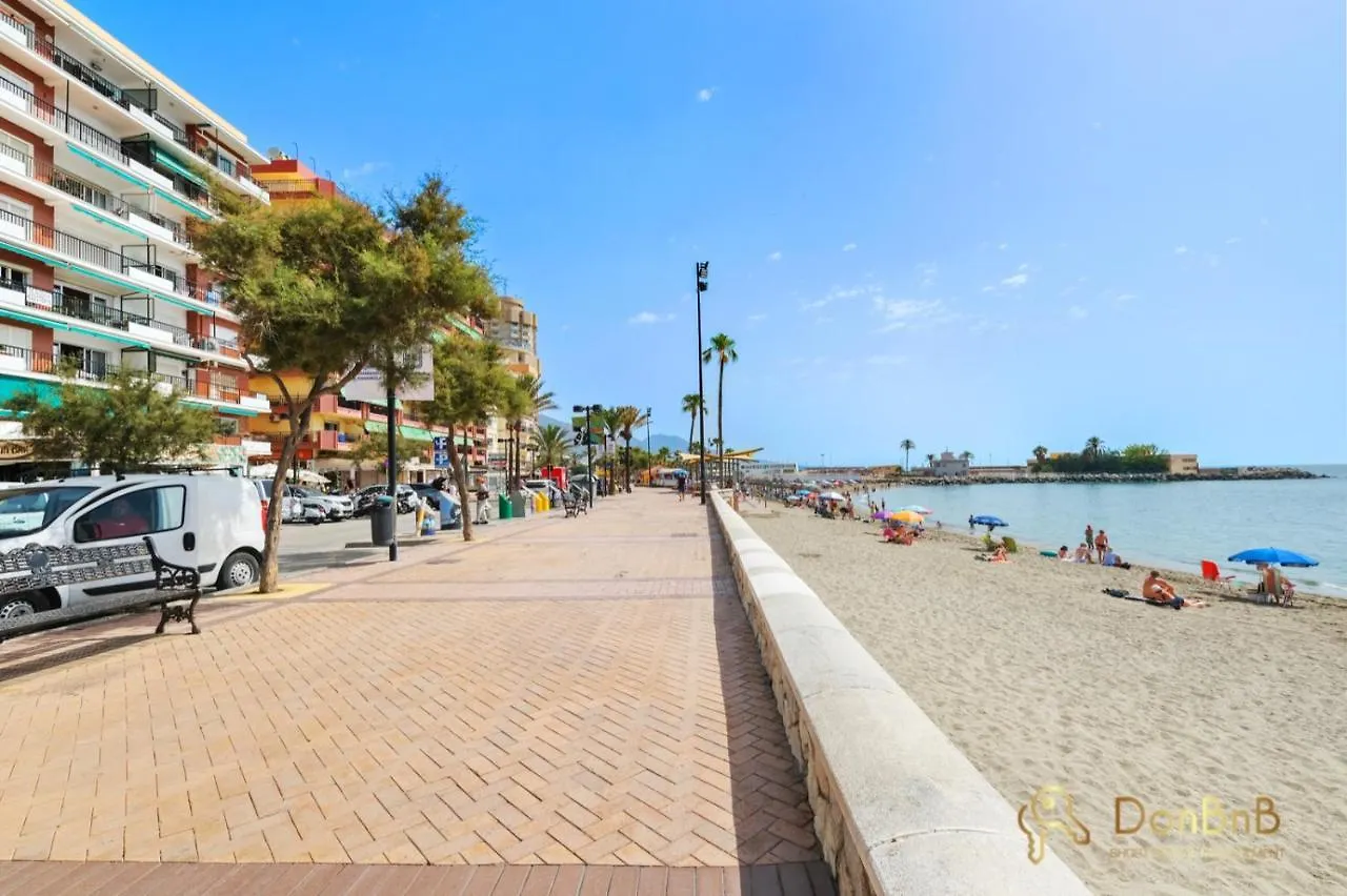 Apartamento Con Piscina En La Primera Linea De Playa De Fuengirola Apartment