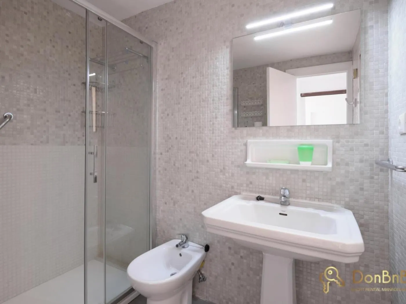 Apartamento Con Piscina En La Primera Linea De Playa De Fuengirola Apartment