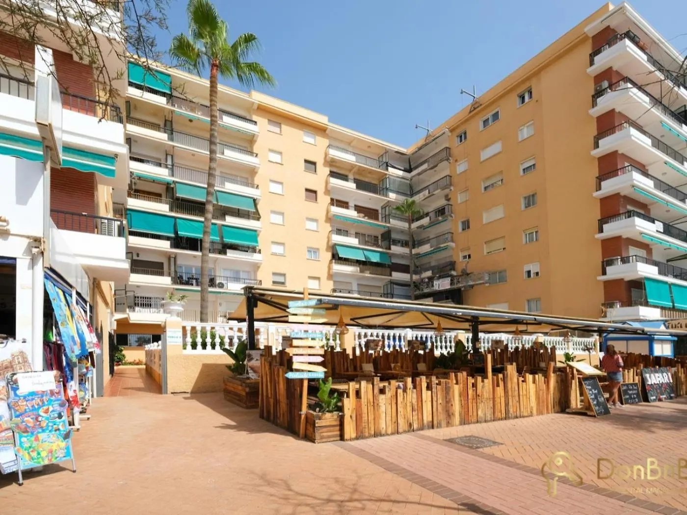 Apartamento Con Piscina En La Primera Linea De Playa De Fuengirola Apartment