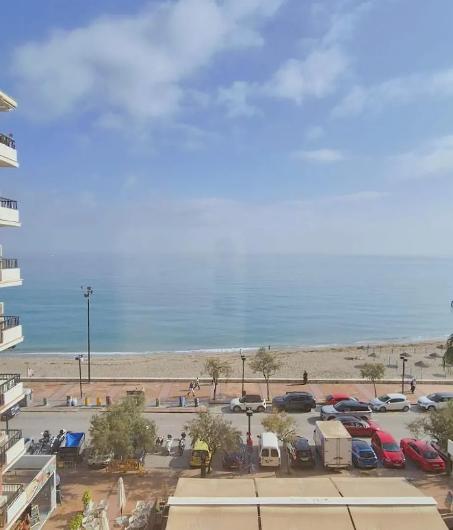 Apartamento Con Piscina En La Primera Linea De Playa De Fuengirola 0*,  Spain
